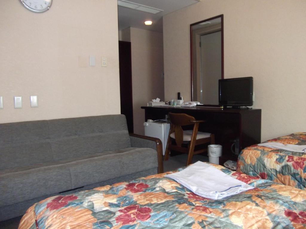 Asahi City Inn Hotel Такаока Стая снимка