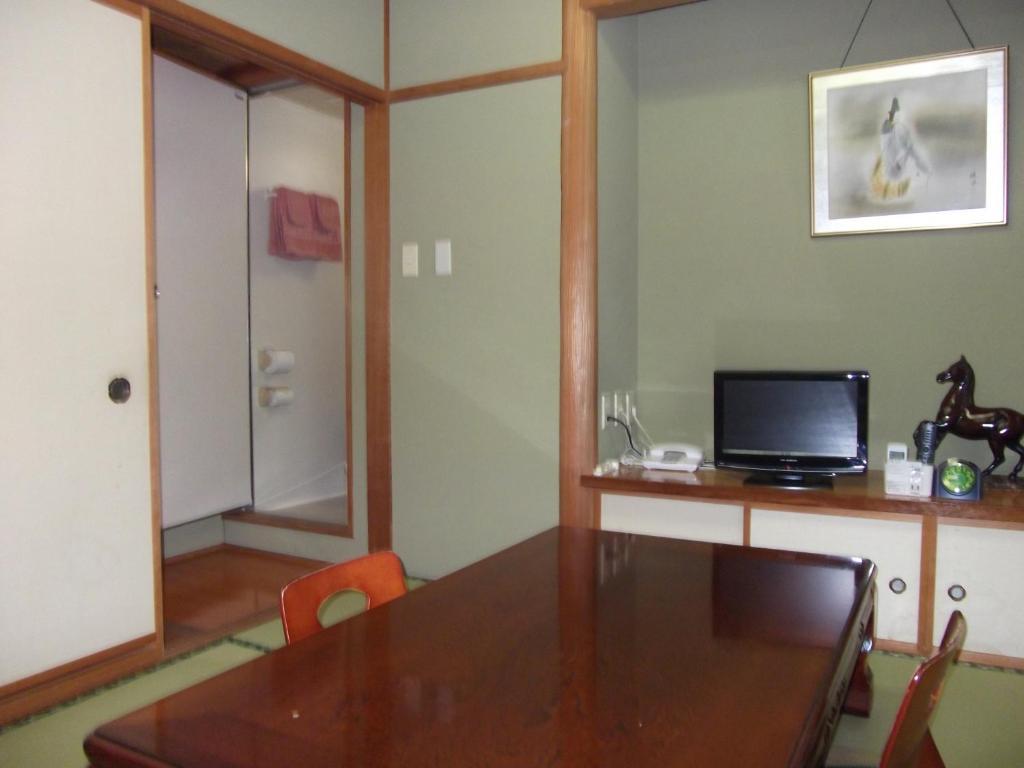 Asahi City Inn Hotel Такаока Стая снимка